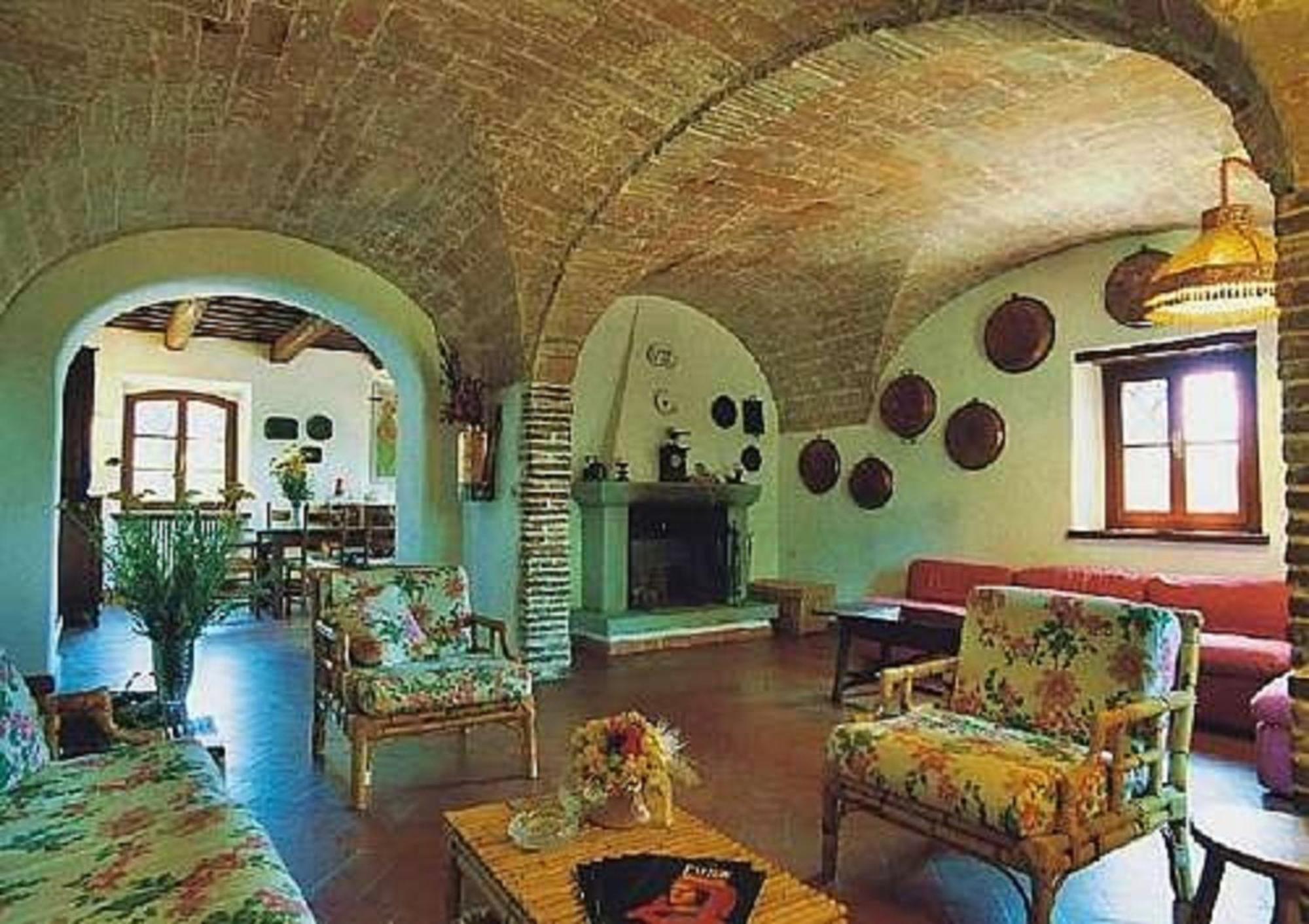 Sassi Bianchi Guest House Sensano Exterior photo